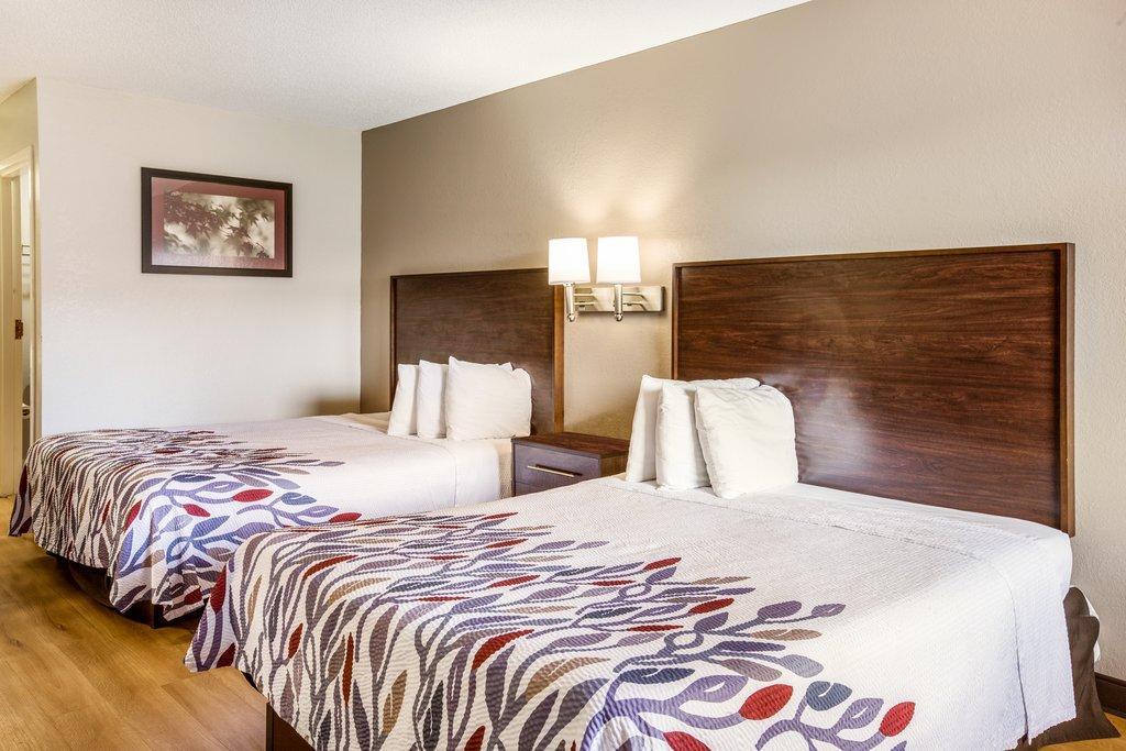 Red Roof Inn Fayetteville I-95 Экстерьер фото