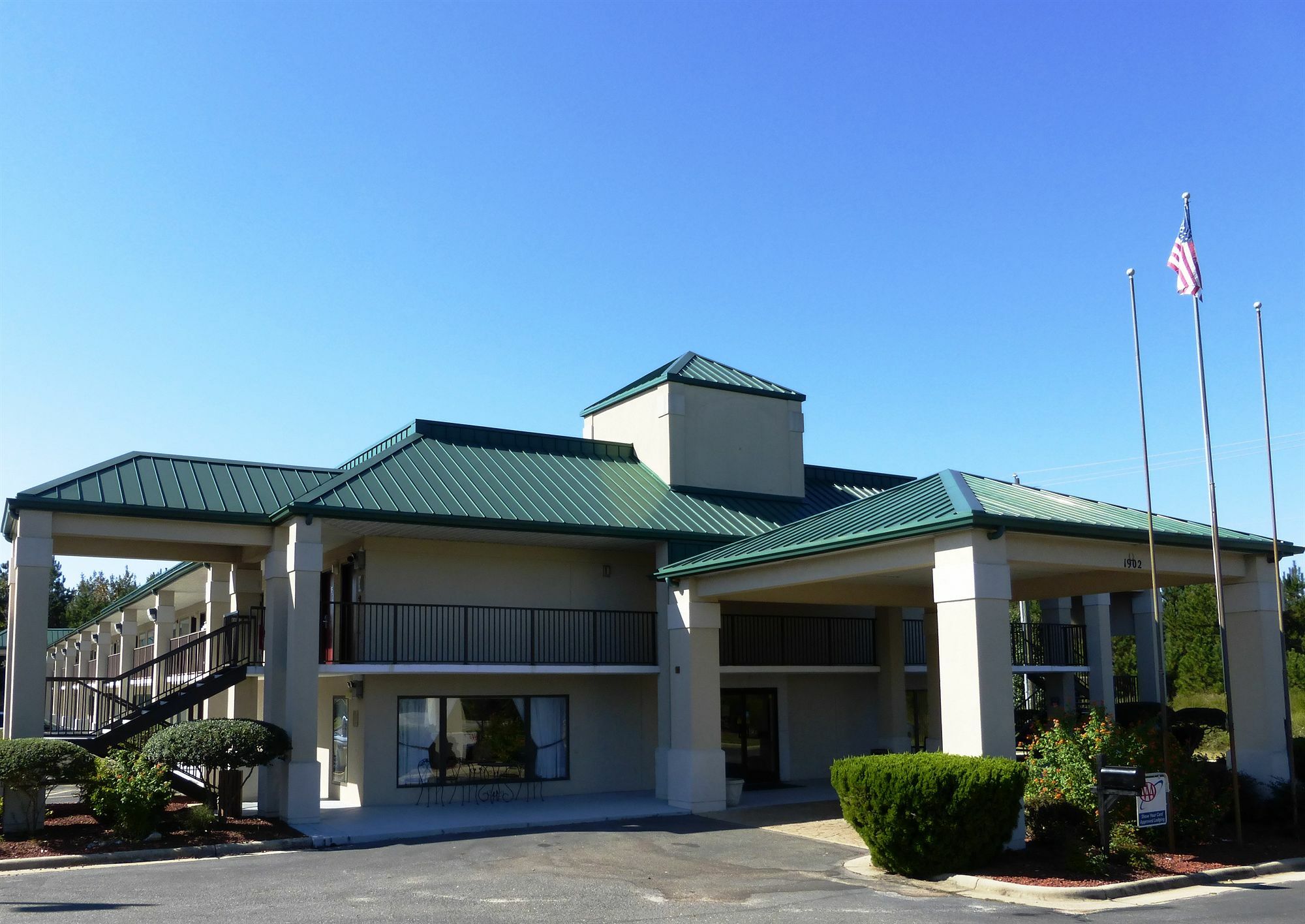 Red Roof Inn Fayetteville I-95 Экстерьер фото